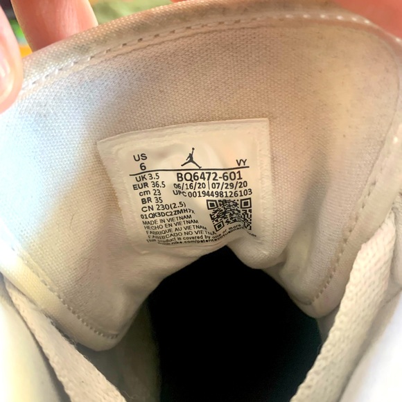 JORDAN 1 - Picture 3 of 4